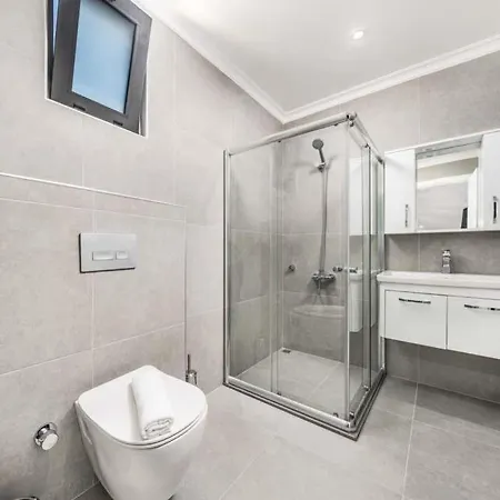 Villa Sleeps 8 With Pool Air Con And Wifi Ovacık